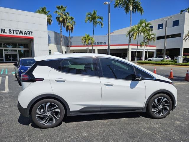 Photo of 2023 Summit White Chevrolet Bolt EV