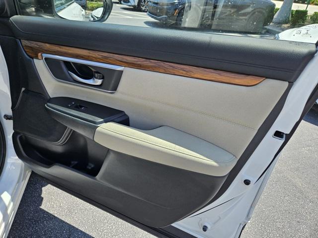 Photo of 2021 Platinum White Pearl Honda CR-V