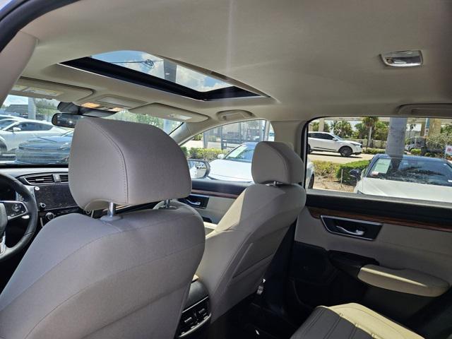 Photo of 2021 Platinum White Pearl Honda CR-V
