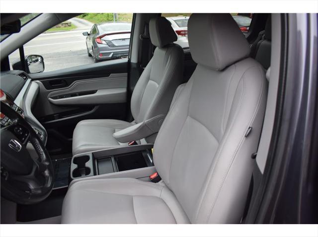 Photo of 2019 Gray Honda Odyssey