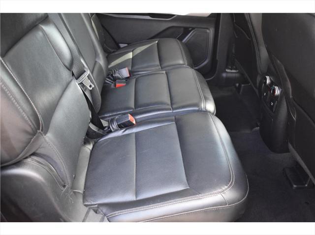 Photo of 2022 White Ford Explorer