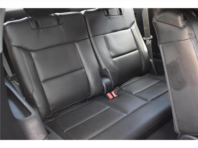 Photo of 2022 White Ford Explorer
