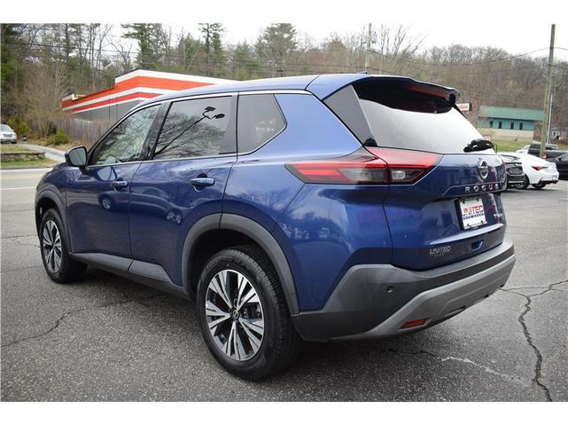 Photo of 2021 Caspian Blue Metallic Nissan Rogue