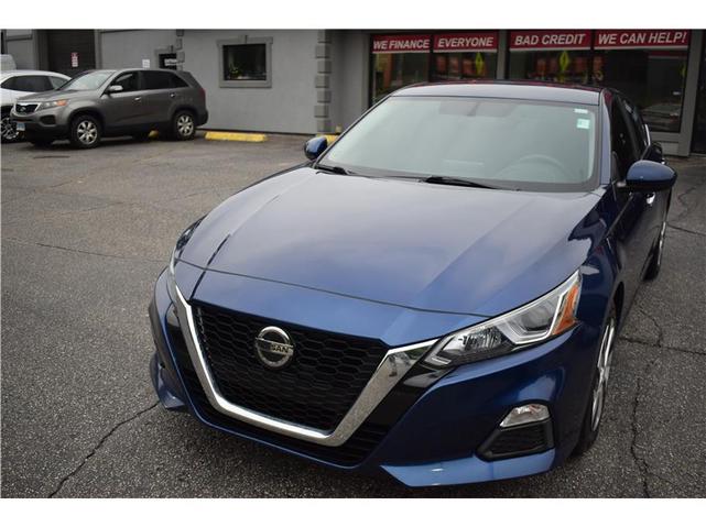 Photo of 2020 Deep Blue Pearl Nissan Altima