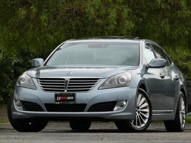 Photo of 2016 Parisian Gray Hyundai Equus