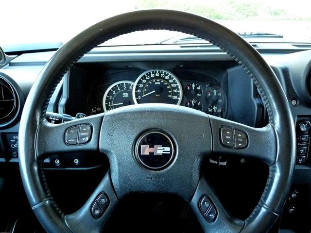 Photo of 2005 Pewter Metallic Hummer H2