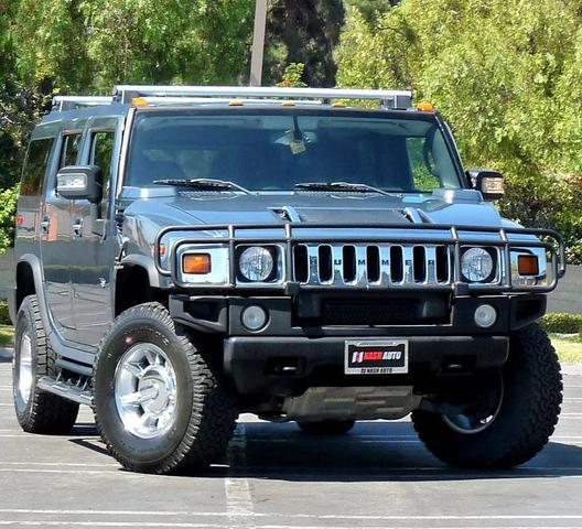 Photo of 2005 Pewter Metallic Hummer H2