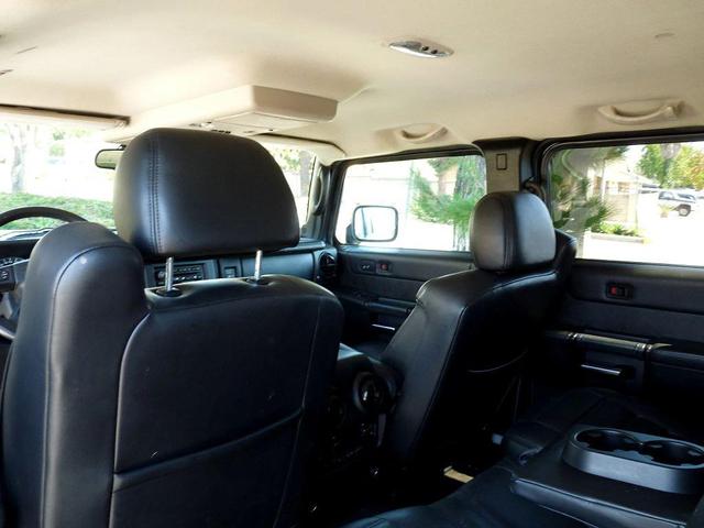Photo of 2005 Pewter Metallic Hummer H2