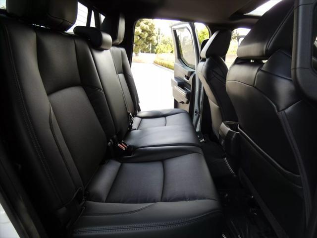 Photo of 2025 Ice Cap Toyota Tacoma