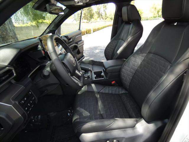 Photo of 2025 Ice Cap Toyota Tacoma