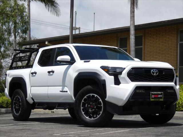 Photo of 2025 Ice Cap Toyota Tacoma
