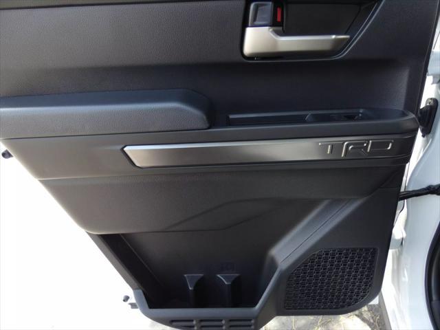 Photo of 2025 Ice Cap Toyota Tacoma