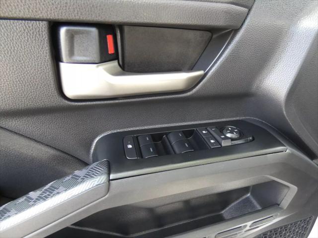 Photo of 2025 Ice Cap Toyota Tacoma