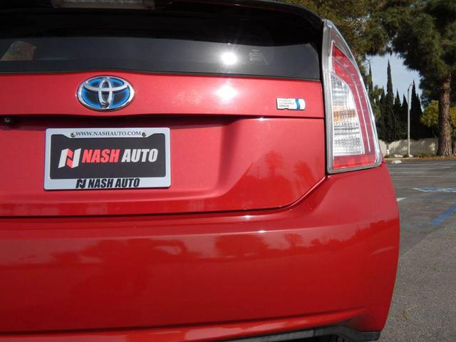Photo of 2015 Barcelona Red Metallic Toyota Prius