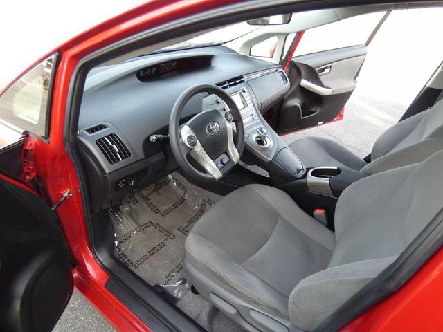 Photo of 2015 Barcelona Red Metallic Toyota Prius