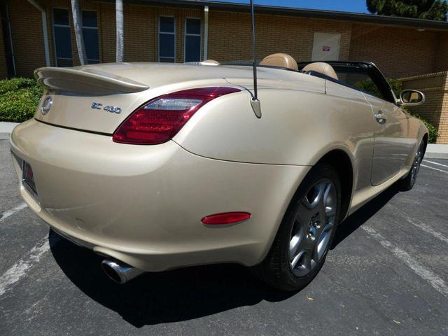 Photo of 2008 Gold Lexus SC 430