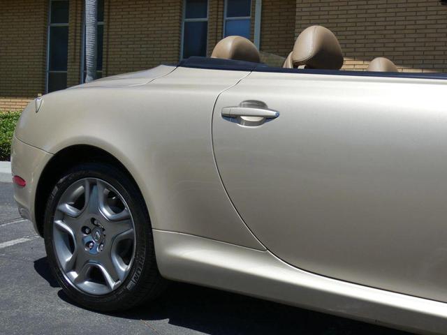 Photo of 2008 Gold Lexus SC 430