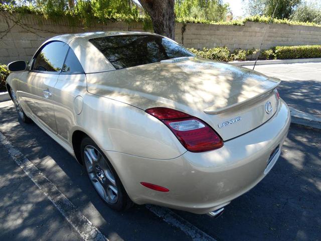 Photo of 2008 Gold Lexus SC 430