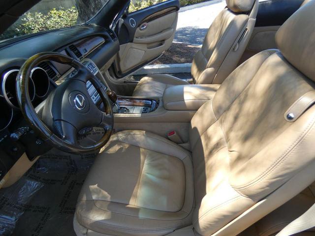 Photo of 2008 Gold Lexus SC 430