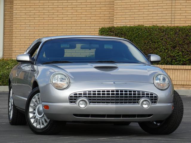 2004 Ford Thunderbird