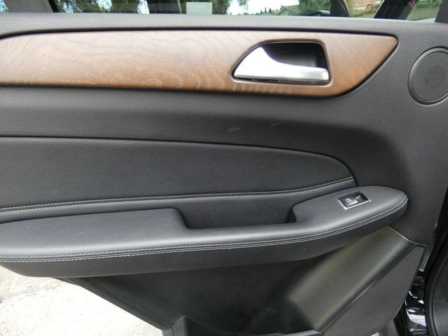 Photo of 2016 Black Mercedes-Benz GLE-Class