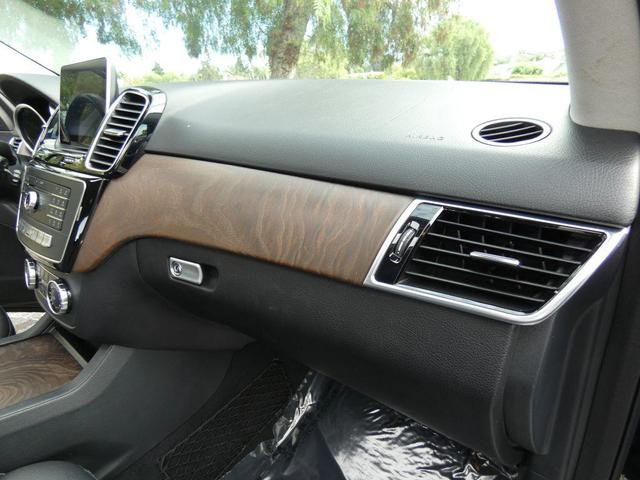 Photo of 2016 Black Mercedes-Benz GLE-Class