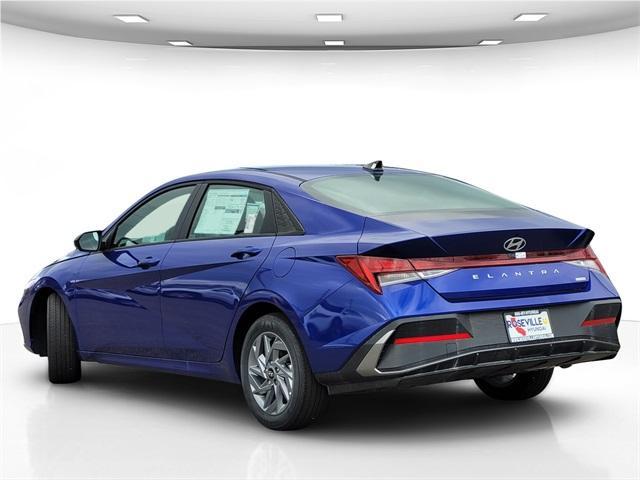 Photo of 2025 Intense Blue Hyundai ELANTRA HEV