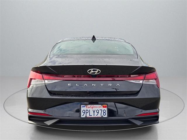 Photo of 2023 Phantom Black Hyundai ELANTRA