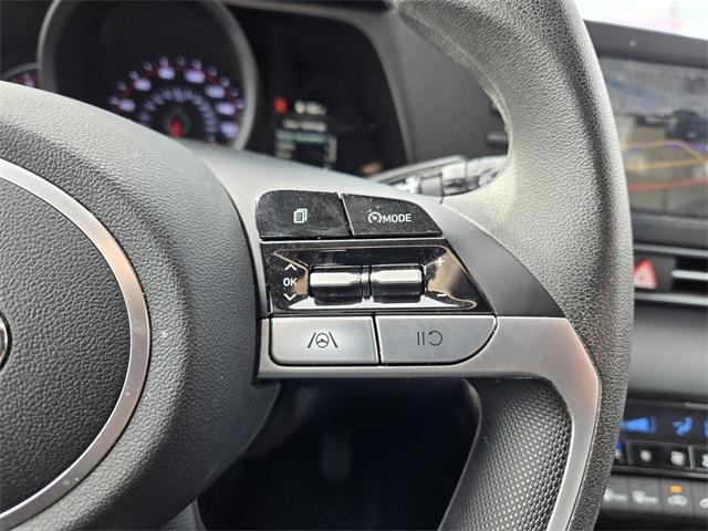 Photo of 2023 Phantom Black Hyundai ELANTRA