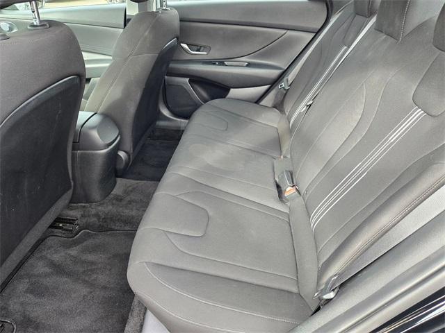 Photo of 2023 Phantom Black Hyundai ELANTRA