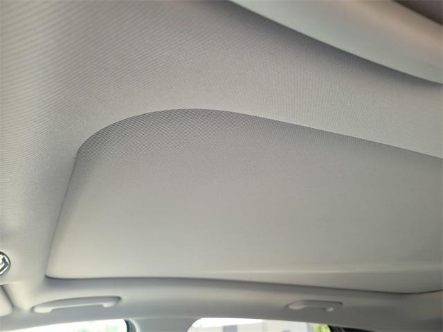 Photo of 2025 Pearl Hyundai TUCSON Hybrid