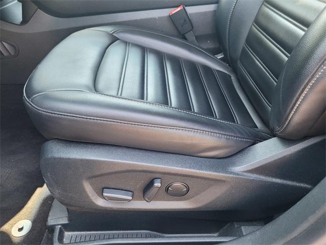 Photo of 2020 Black Ford Edge