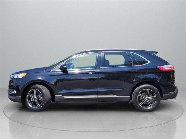 Photo of 2020 Black Ford Edge