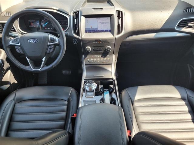 Photo of 2020 Black Ford Edge