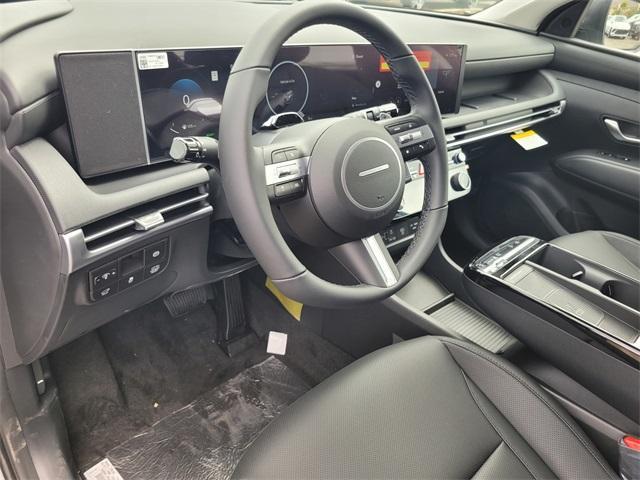 Photo of 2025 Shimmering Silver Hyundai TUCSON Hybrid