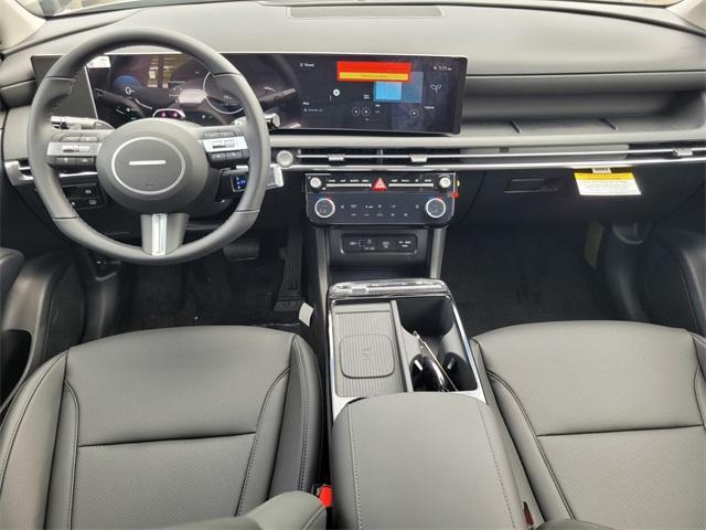 Photo of 2025 Shimmering Silver Hyundai TUCSON Hybrid