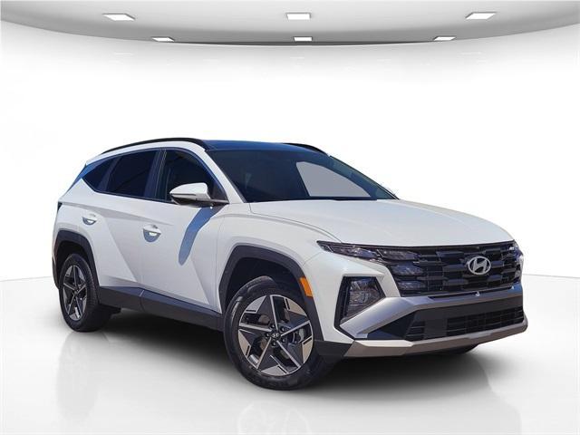 Photo of 2025 Pearl Hyundai TUCSON Hybrid