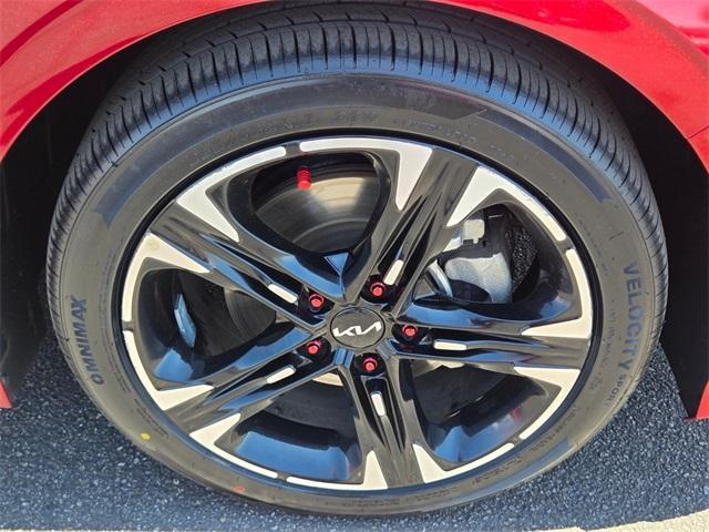 Photo of 2024 Passion Red Kia K5