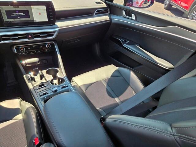 Photo of 2024 Passion Red Kia K5