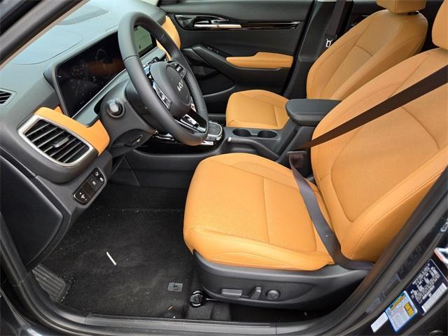 Photo of 2025 Gravity Gray Kia Seltos