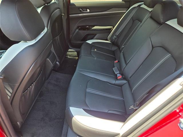 Photo of 2026 CR5 Kia K5