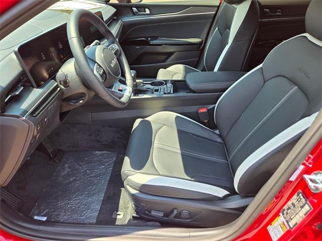 Photo of 2026 CR5 Kia K5