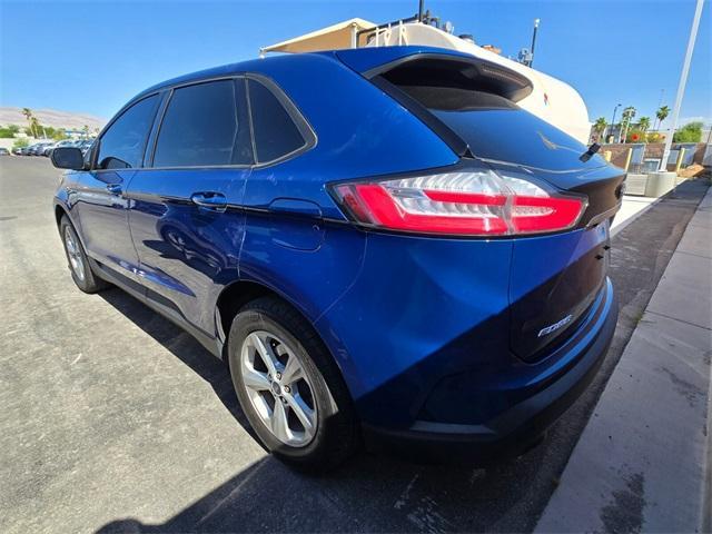 Photo of 2020 Blue Ford Edge