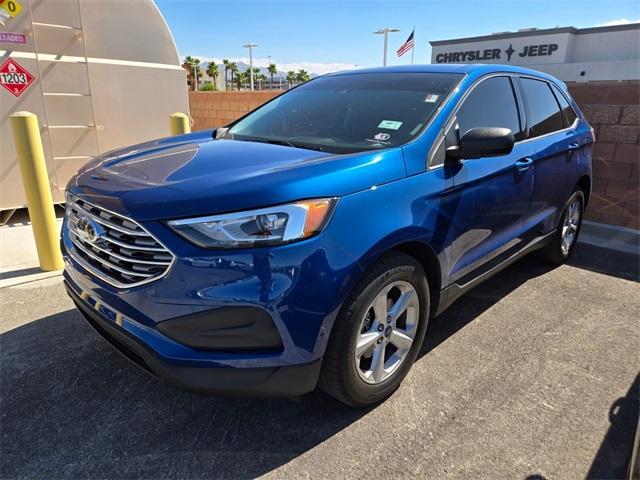 Photo of 2020 Blue Ford Edge