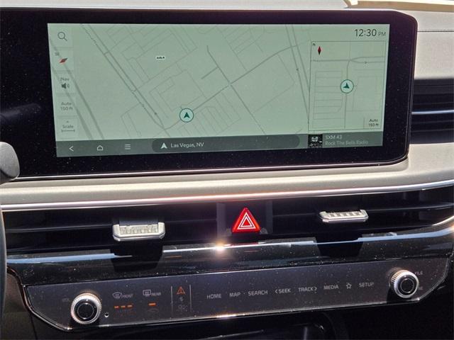 Photo of 2025 Aurora Black Pearl Kia K5