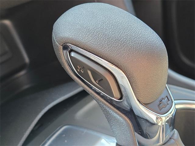 Photo of 2022 Mosaic Black Metallic Chevrolet Equinox