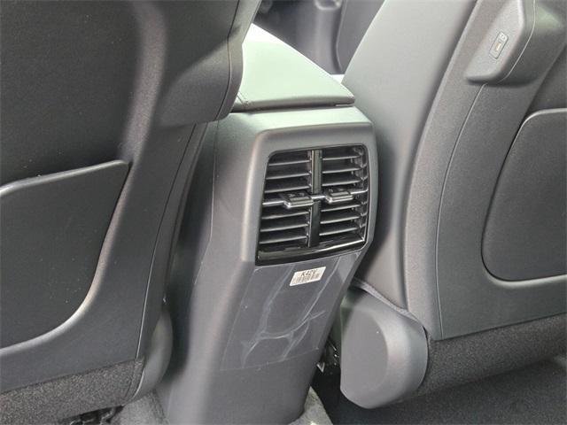 Photo of 2025 Mineral Blue Kia Niro