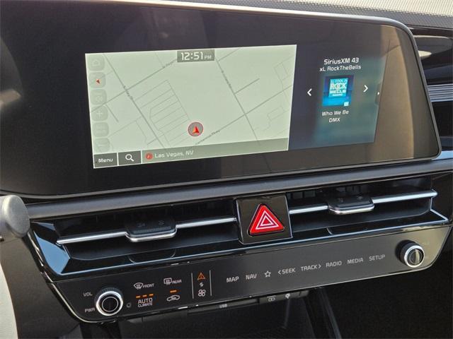 Photo of 2025 Runway Red Kia Niro