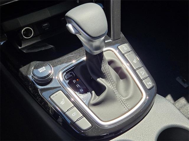 Photo of 2025 Fusion Orange Kia Seltos