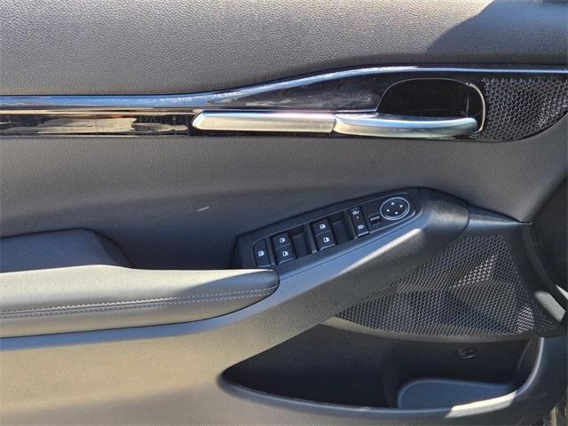 Photo of 2025 Fusion Orange Kia Seltos